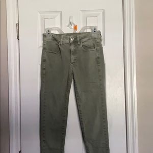 green High- rise jeggings. Size 2